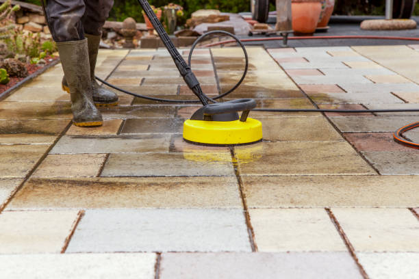 Best Pool Deck Cleaning  in Fern Acres, HI